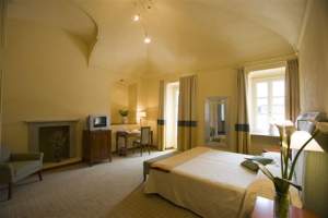 Xtrallusion offers characteristic Bed and Breakfast, B&B, Guest House, Hotel, Albergo and Country Lodge accommodation in Italy. Plus independent self-guided Walking, Adventure, Activity, Skiing and Paragliding Holiday itineraries on the Italian Rivieras, in the Italian Lakes, in the Italian Alps and in some of the most beautiful corners of Italy.